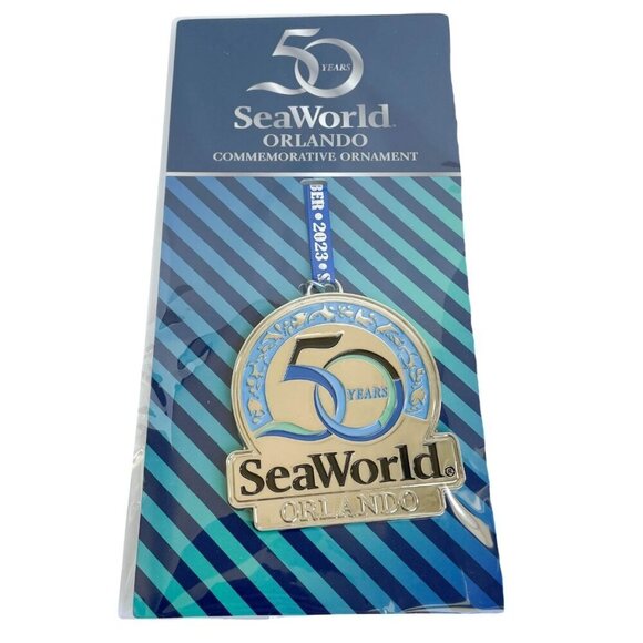 NEW Set of 2 SeaWorld Orlando 50th Anniversary Passholder Christmas Ornament - Picture 1 of 5